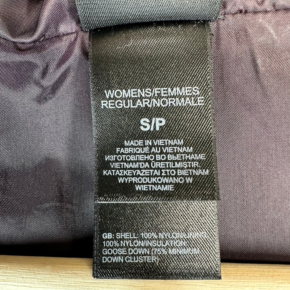 The North Face Vest Womens S Purple 550 Down Quilted Puffer Sleeveless Jacket - Picture 7 of 11